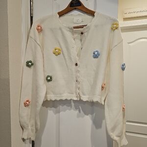 Cute Crochet Flowers Adorned Cardigan in Cream